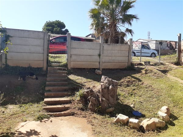 2 Bedroom Property for Sale in West End Eastern Cape